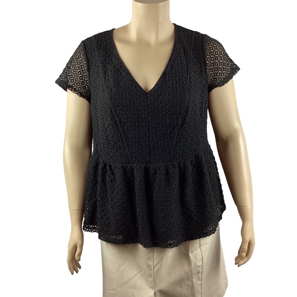 Lane Bryant Top Size 26/28 Black V-Neck Eyelet